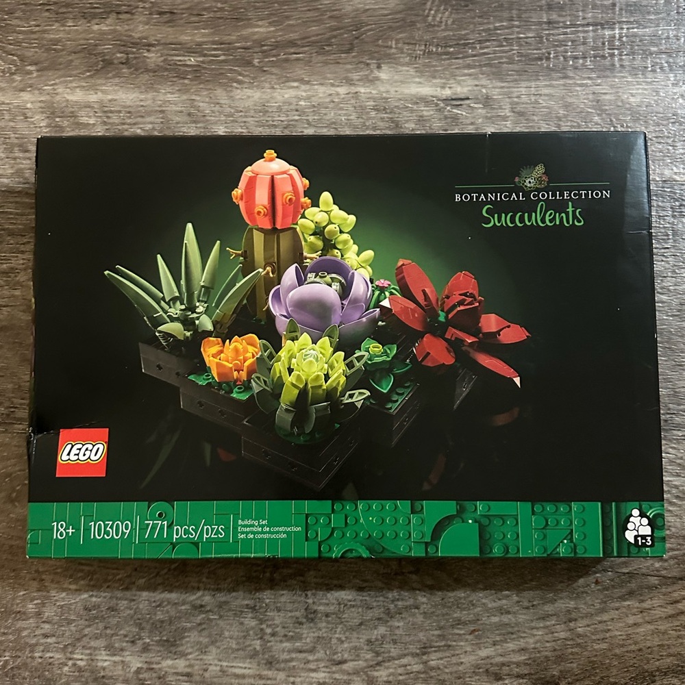 Lego - Succulents
